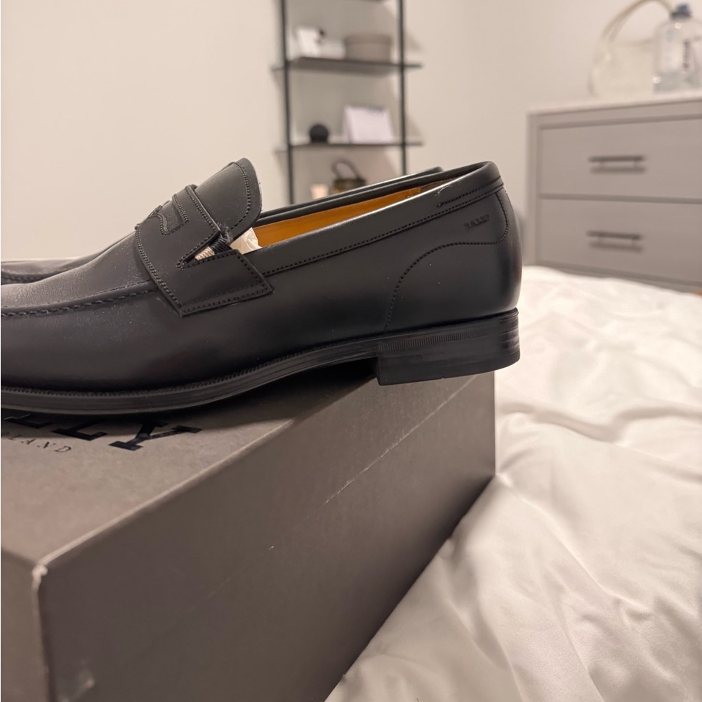 BALLY - Picture 8 of 10